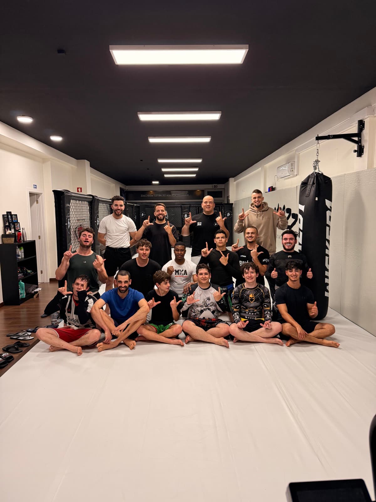 A família Badazz Station — equipa e alunos